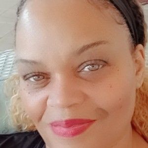 Meet your Posher, Eileen